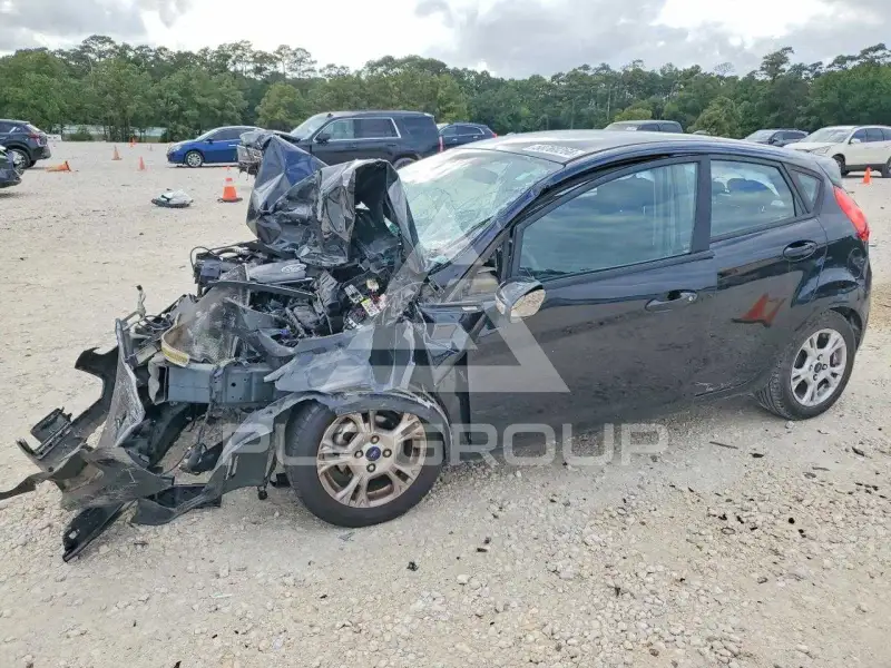 2015 Ford FIESTA фото