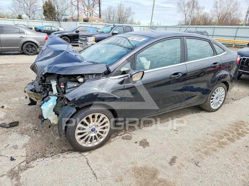 2015 Ford FIESTA photo