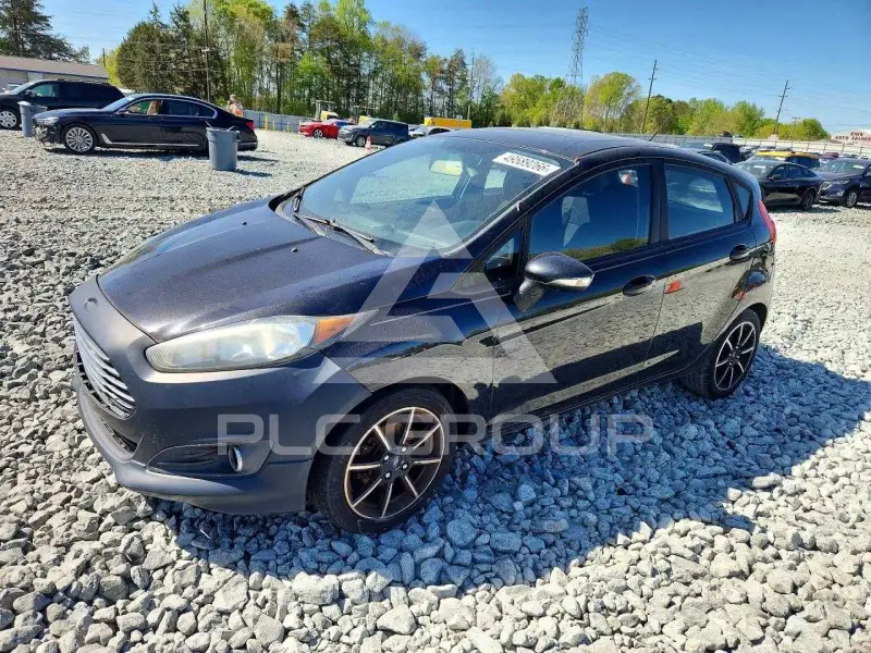 2015 Ford FIESTA фото