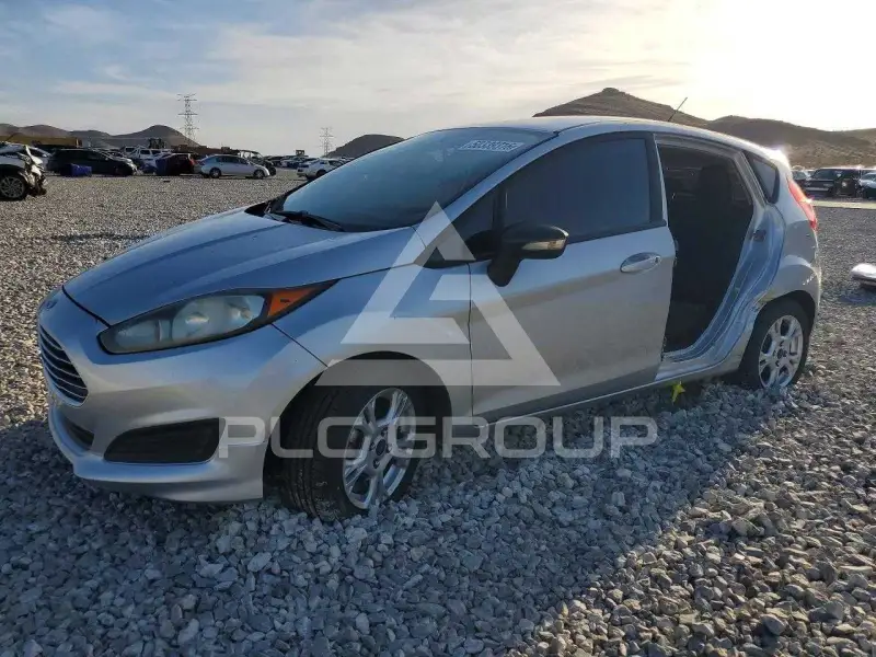 2015 Ford FIESTA фото