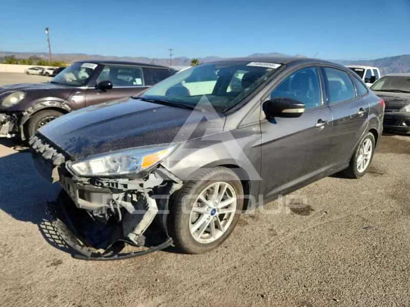 2015 Ford FOCUS фото