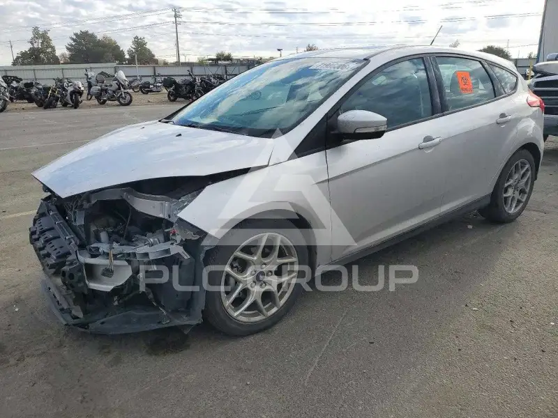 2015 Ford FOCUS фото