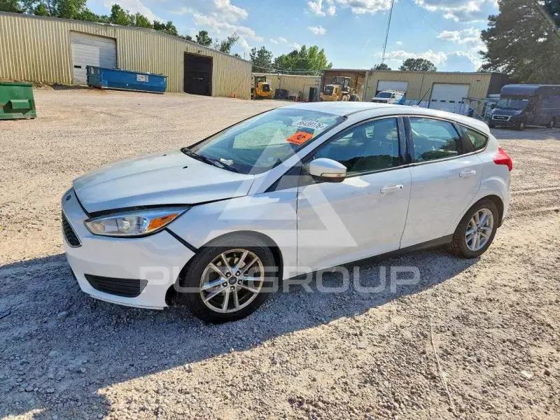2015 Ford FOCUS photo