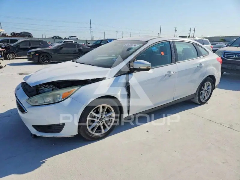 2015 Ford FOCUS фото