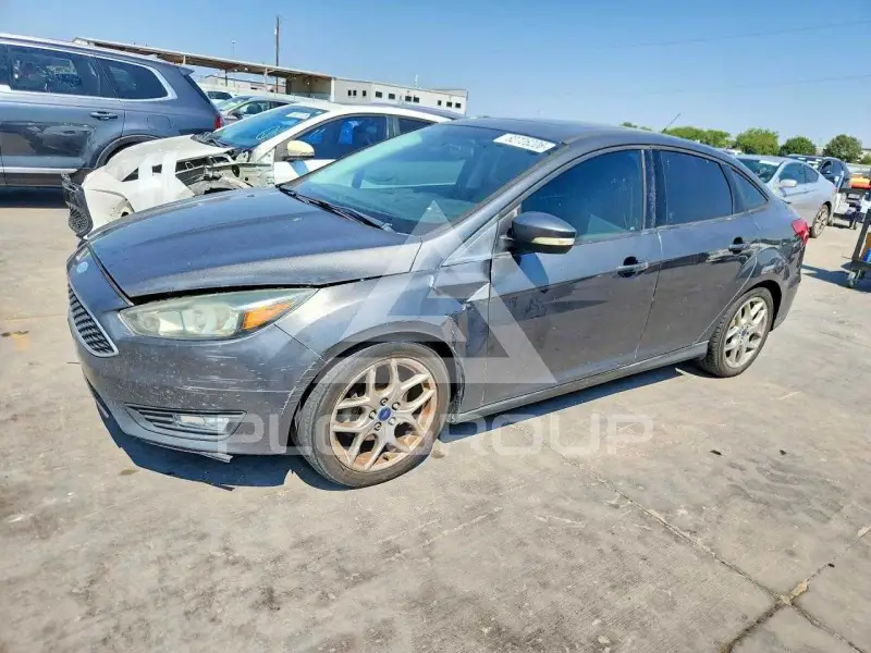 2015 Ford FOCUS фото
