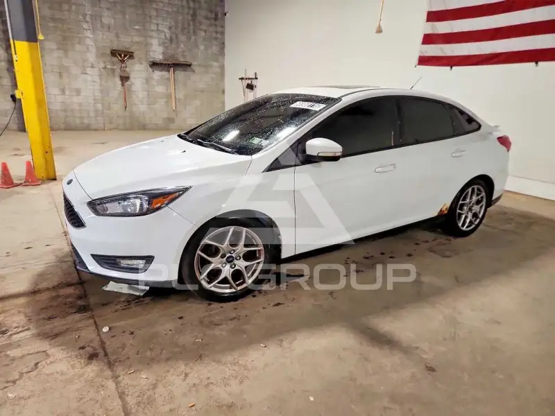 2015 Ford FOCUS фото