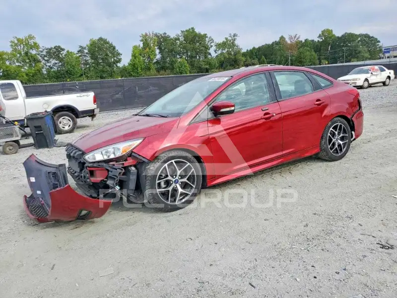 2015 Ford FOCUS фото
