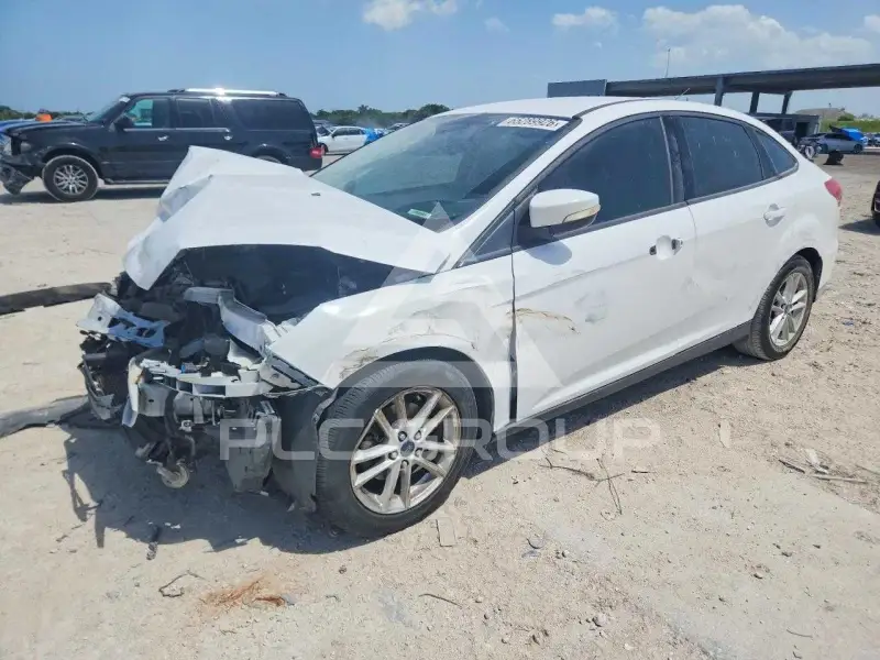 2015 Ford FOCUS фото