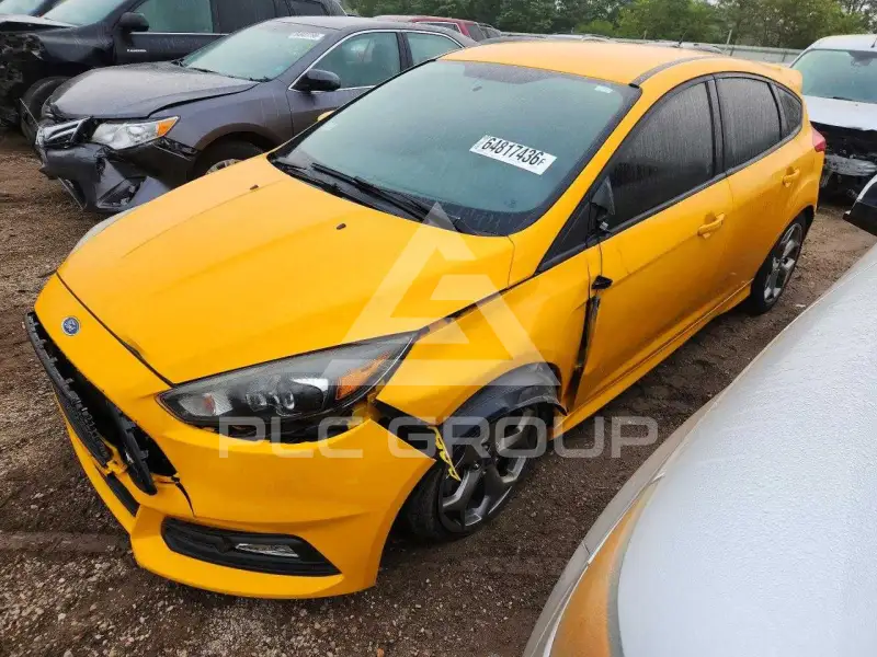 2015 Ford FOCUS фото