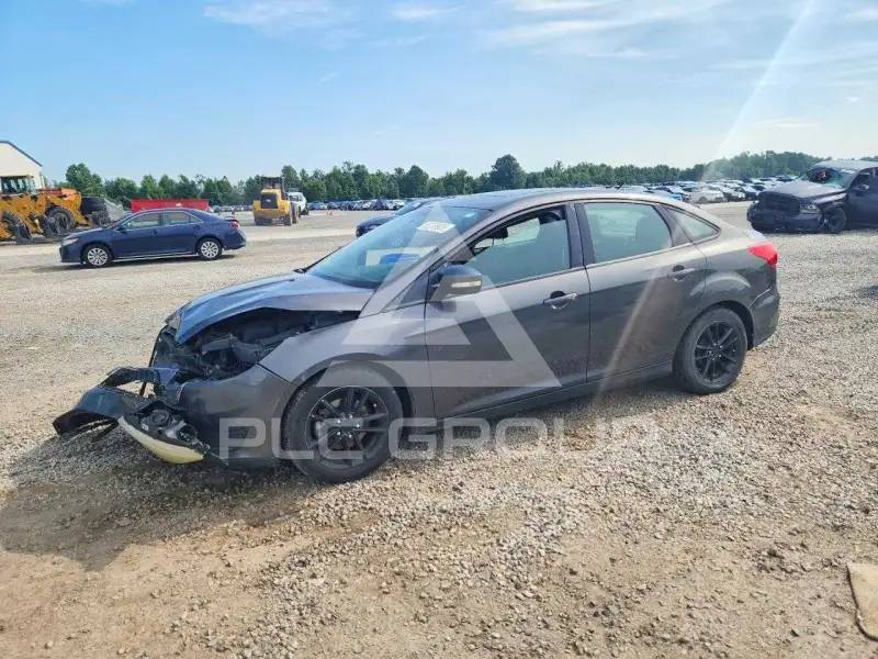 2015 Ford FOCUS photo