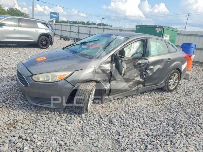 2015 Ford FOCUS photo