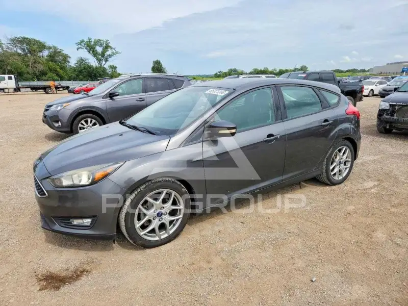 2015 Ford FOCUS фото