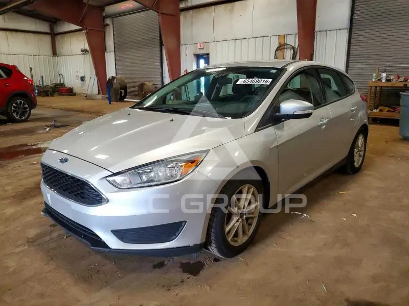 2015 Ford FOCUS фото