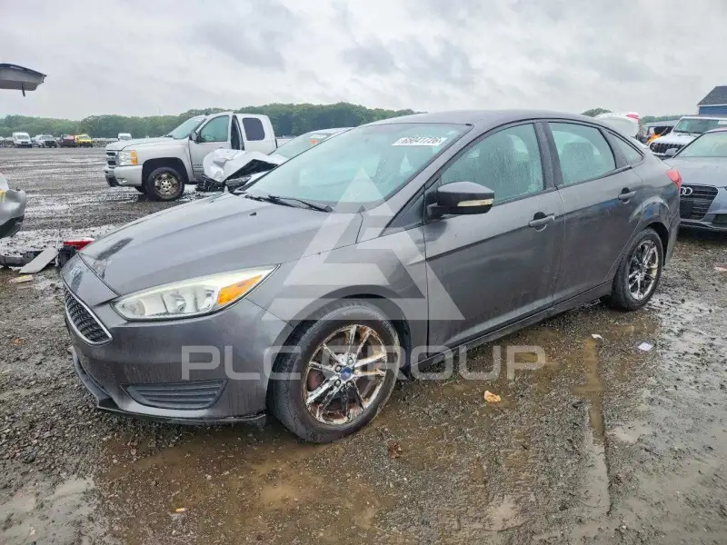 2015 Ford FOCUS фото