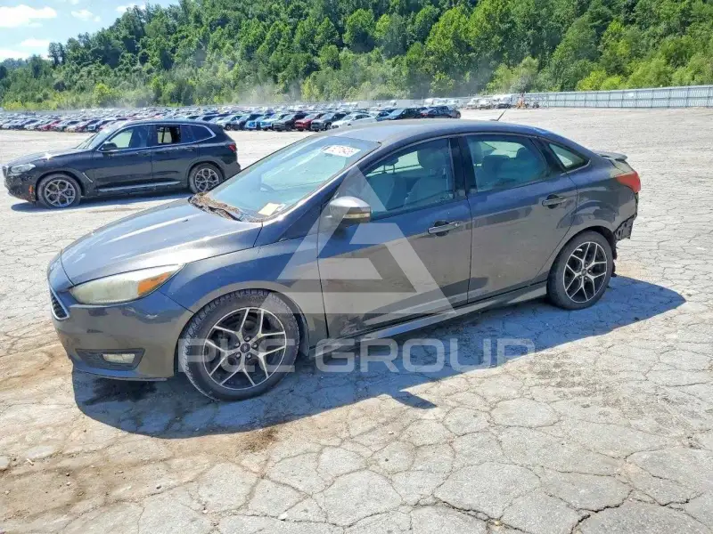 2015 Ford FOCUS photo