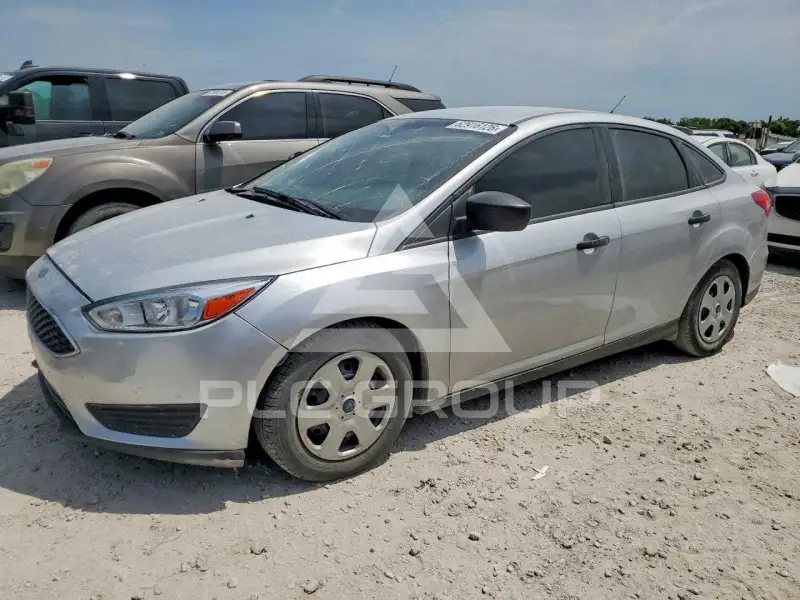 2015 Ford FOCUS фото