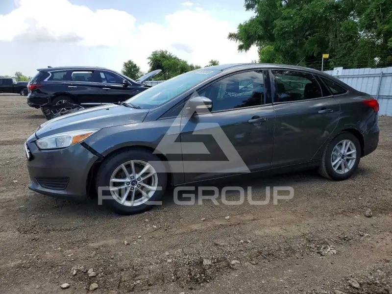 2015 Ford FOCUS фото