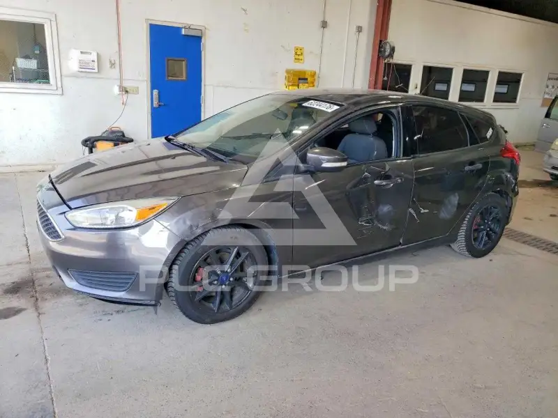 2015 Ford FOCUS фото