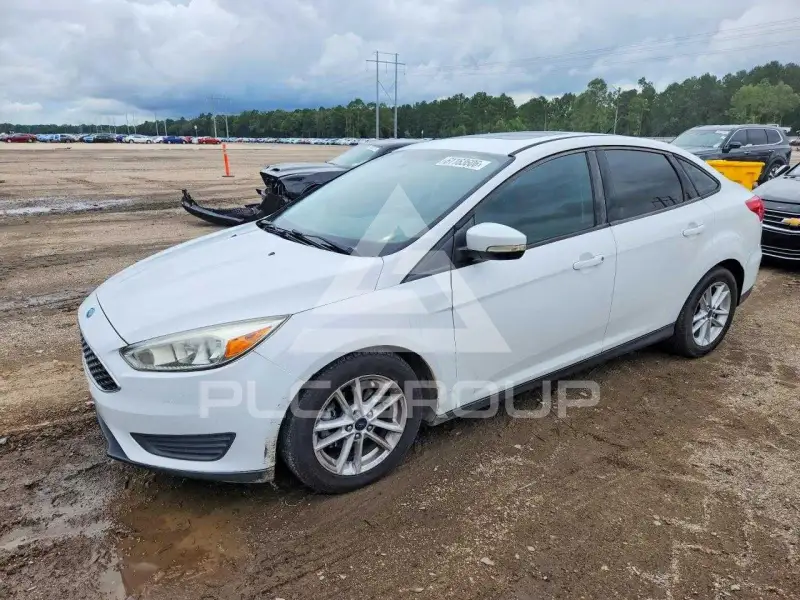 2015 Ford FOCUS photo