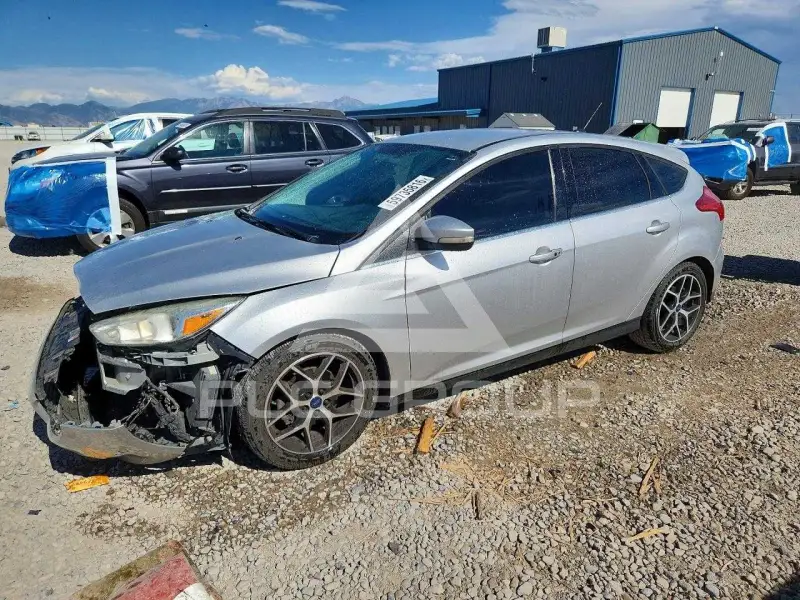 2015 Ford FOCUS фото