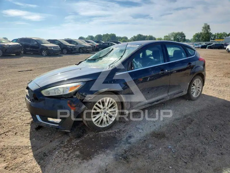 2015 Ford FOCUS фото