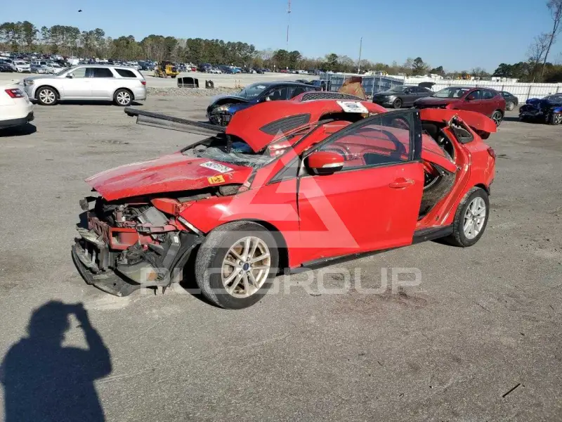2015 Ford FOCUS фото