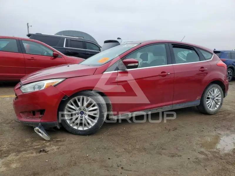 2015 Ford FOCUS фото