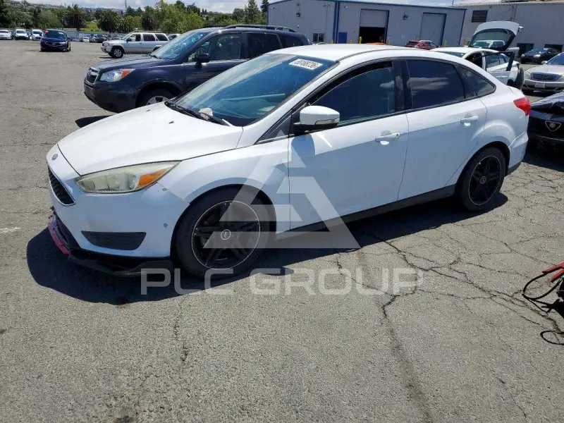 2015 Ford FOCUS фото
