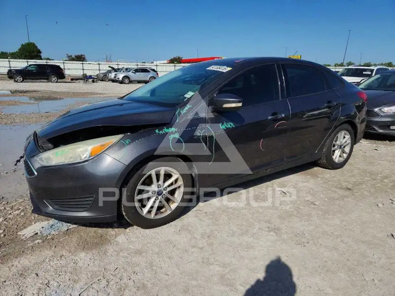 2015 Ford FOCUS photo