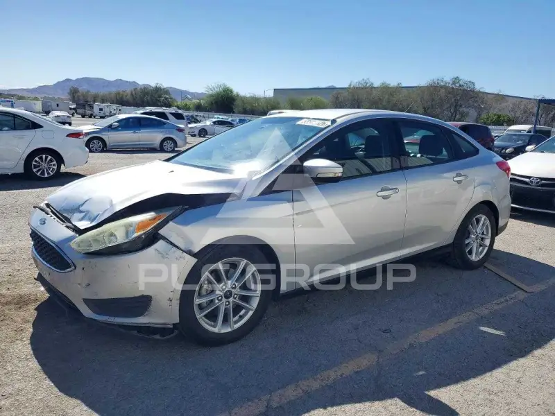 2015 Ford FOCUS photo