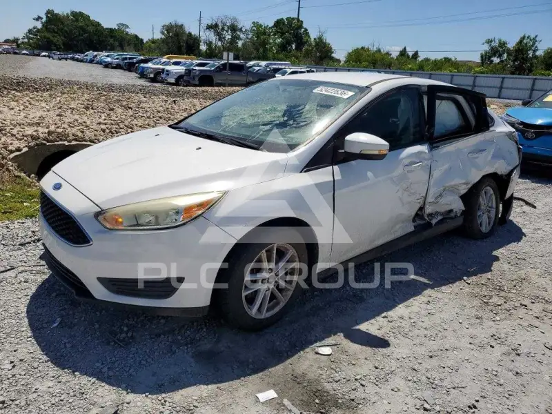 2015 Ford FOCUS фото