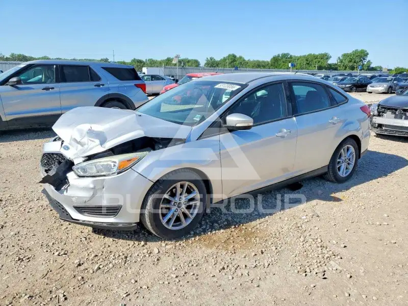 2015 Ford FOCUS фото