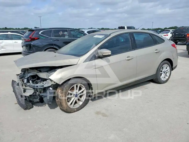 2015 Ford FOCUS photo