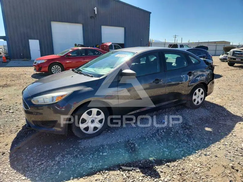 2015 Ford FOCUS photo