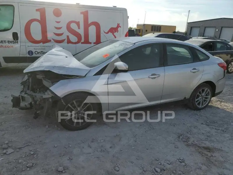 2015 Ford FOCUS фото