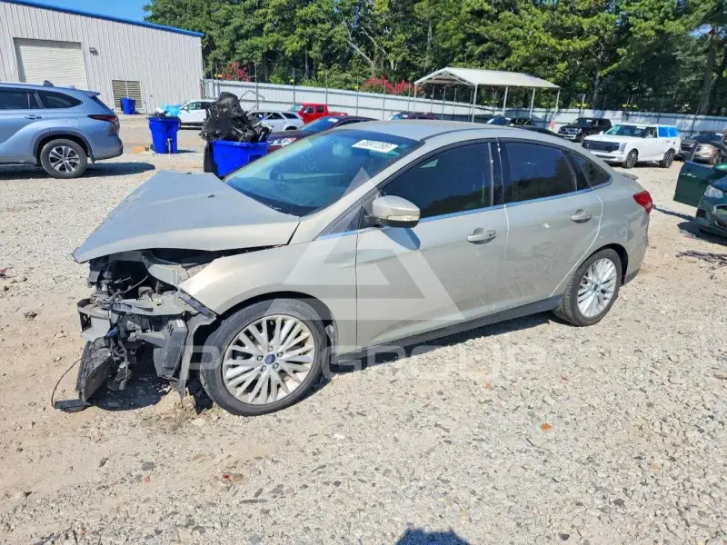 2015 Ford FOCUS photo