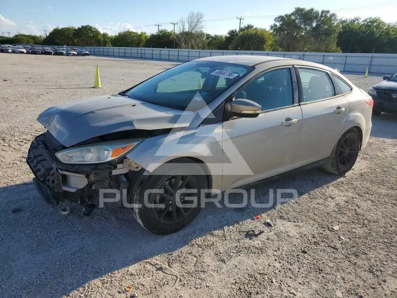 2015 Ford FOCUS фото