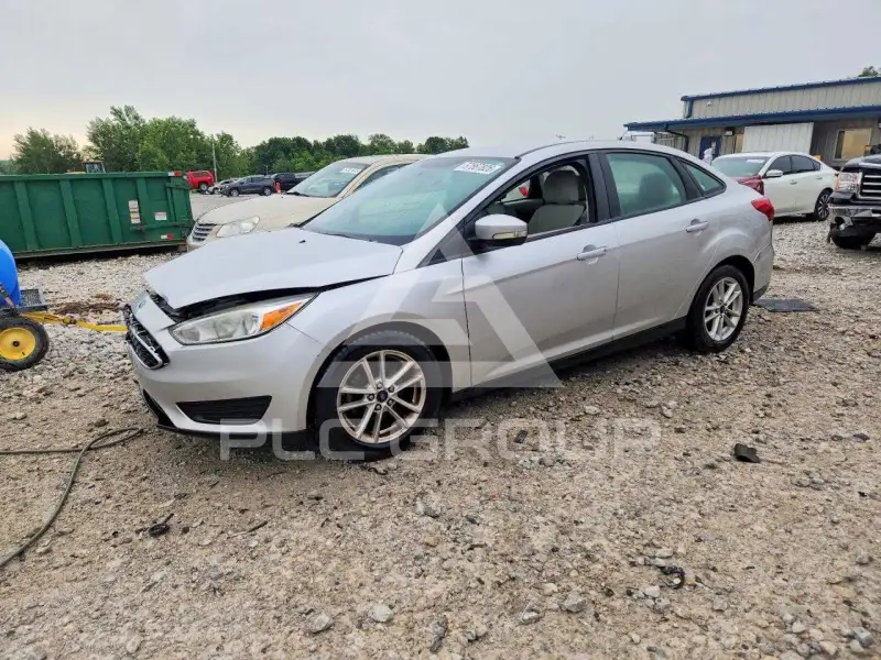 2015 Ford FOCUS фото