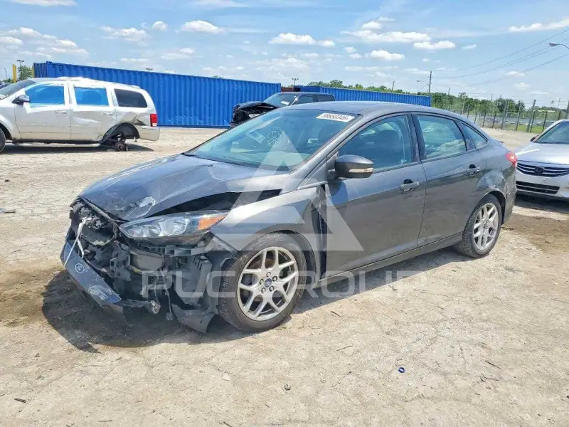 2015 Ford FOCUS фото