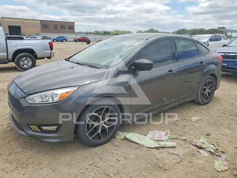 2015 Ford FOCUS фото
