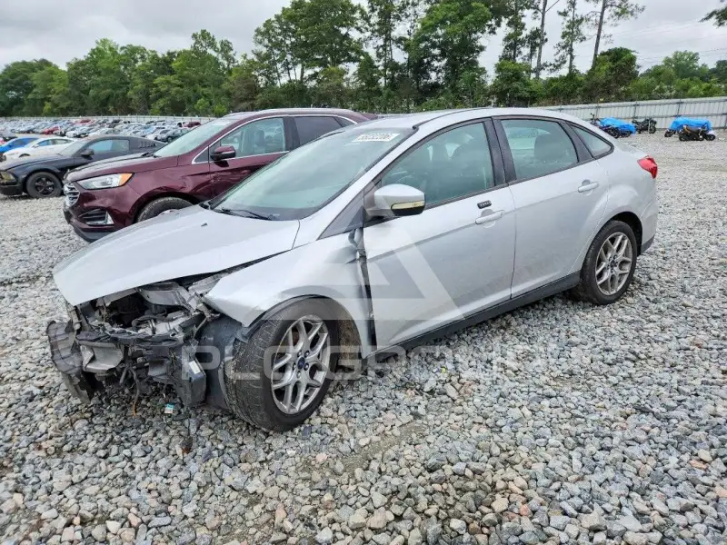2015 Ford FOCUS фото