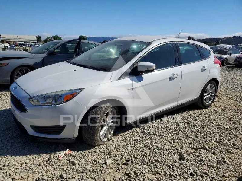 2015 Ford FOCUS photo