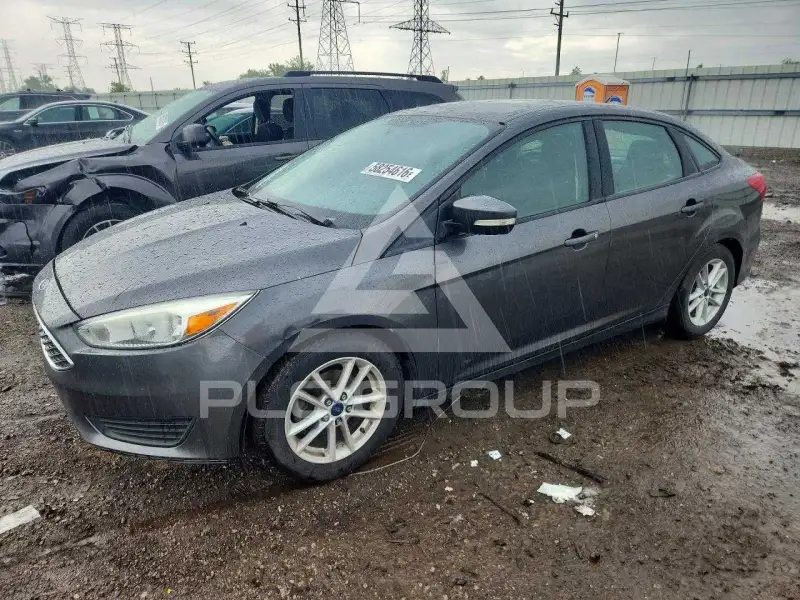 2015 Ford FOCUS photo