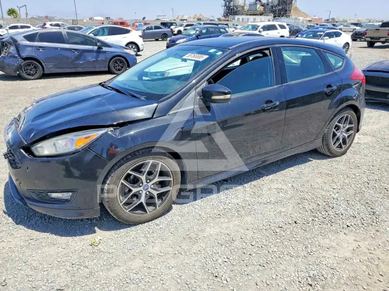 2015 Ford FOCUS фото