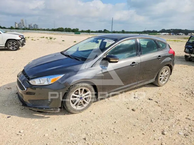 2015 Ford FOCUS photo
