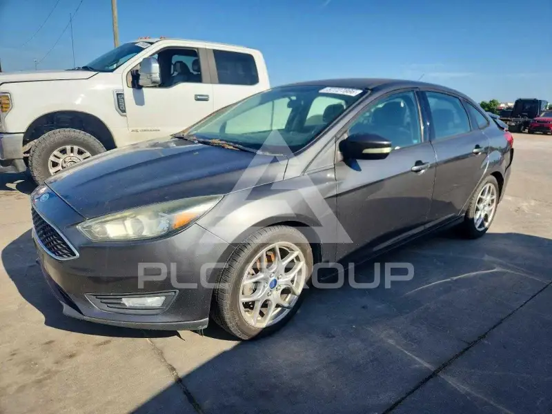 2015 Ford FOCUS фото