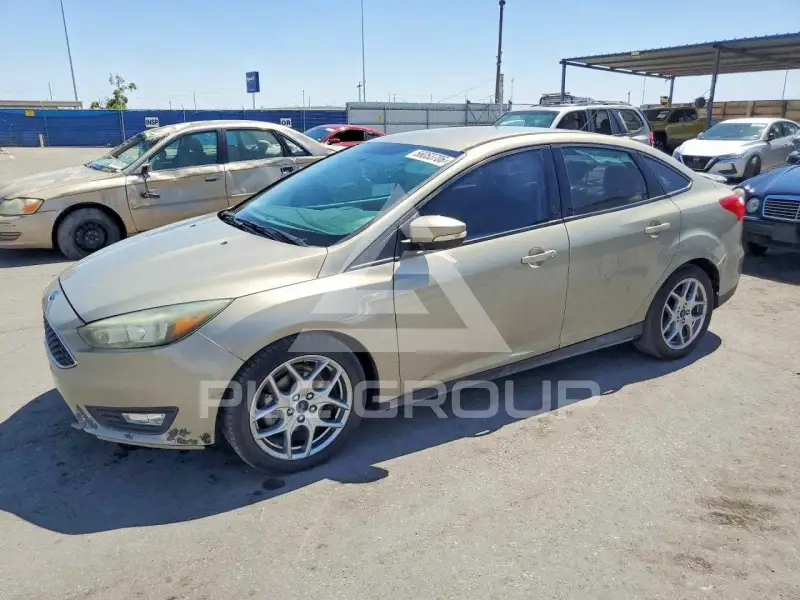 2015 Ford FOCUS photo