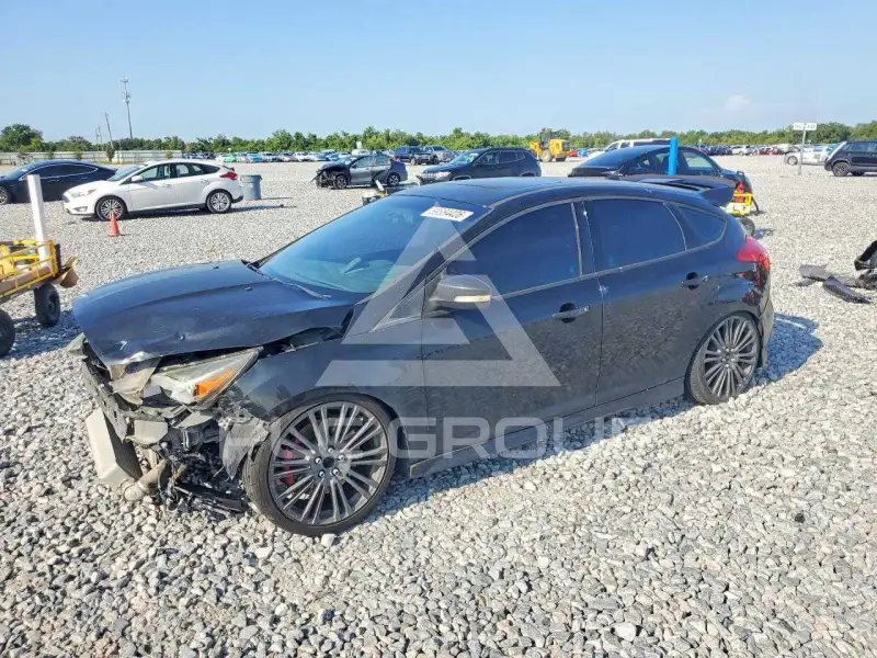 2015 Ford FOCUS фото