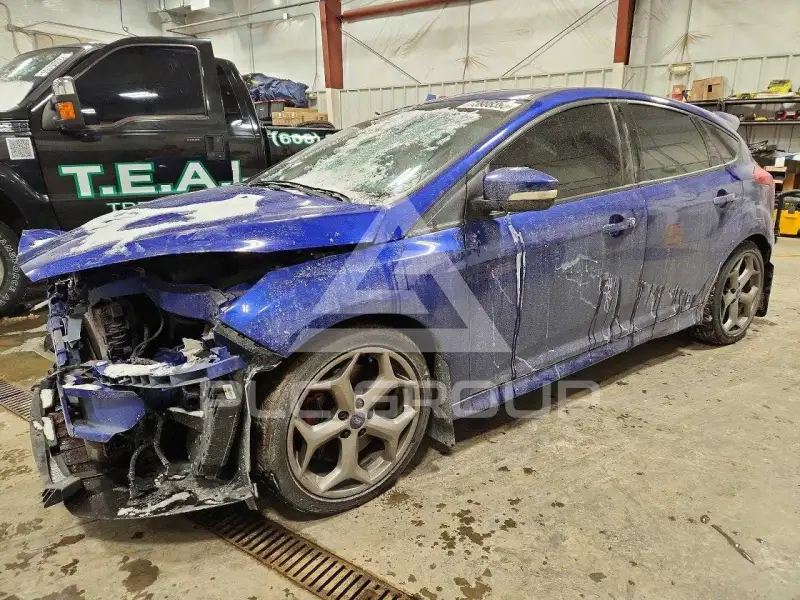 2015 Ford FOCUS фото