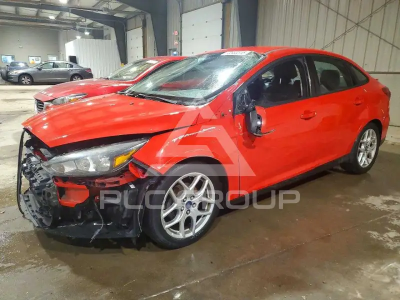 2015 Ford FOCUS фото